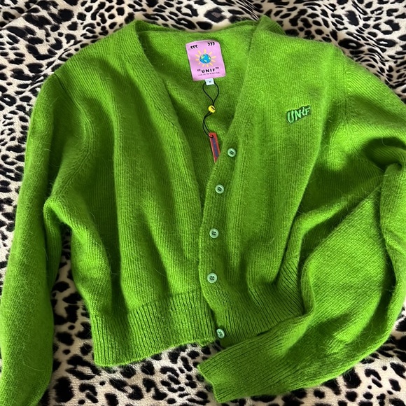 Nwt Unif Liv Cardigan Sweater Green 